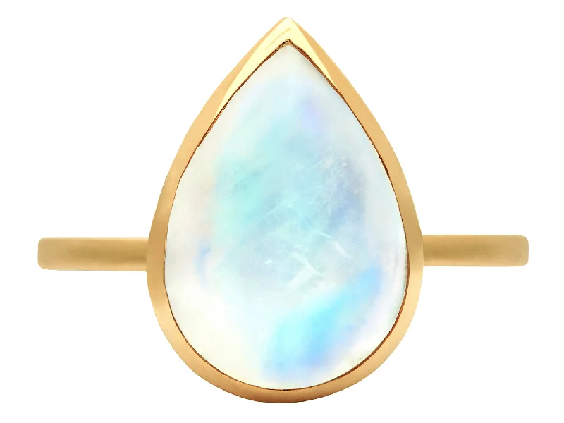 Get The Best Deals On Timeless Jewelry Pieces Pear Cabochon Moonstone & 18k Yellow Gold Ring