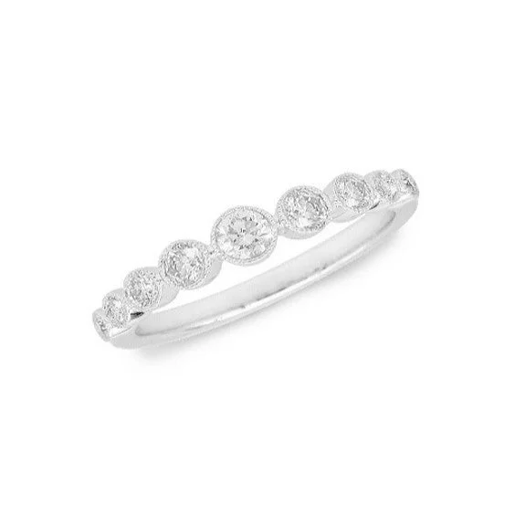 Discounted Jewelry For A Glamorous Look Diamond Ring