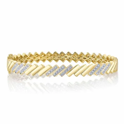 0.59CT DIAMOND BANGLE