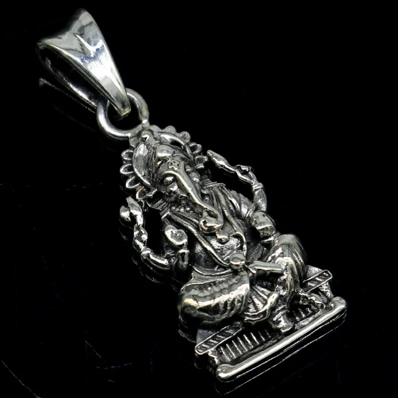 Pure 925 sterling silver vintage Antique stylish Hindu goddess Ganesha Pendant, amazing design stunning pendant gifting jewelry ssp431