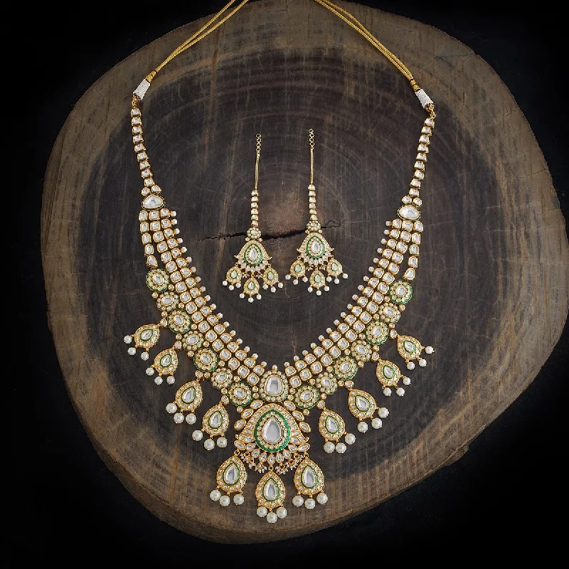 Discounted Jewelry For A Glamorous Look Kundan Necklace 173909